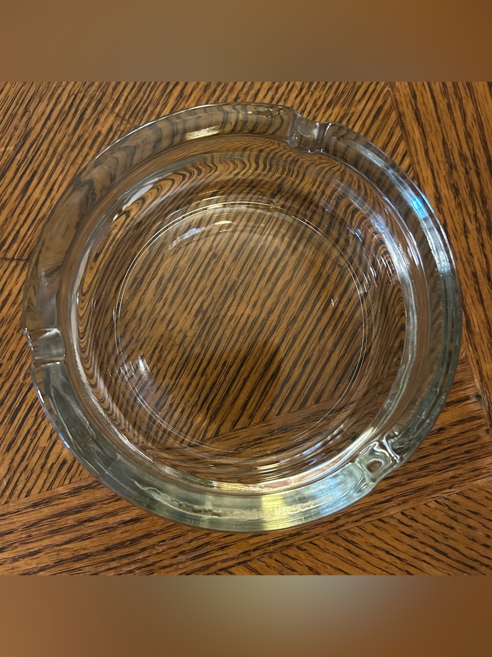 Vintage Clear Glass Ashtray - Classic Round Design